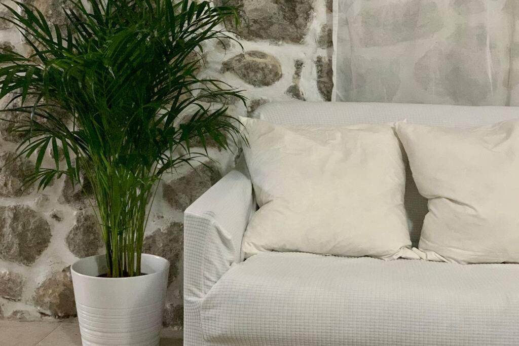 Lava House Daire Mandrákion Dış mekan fotoğraf