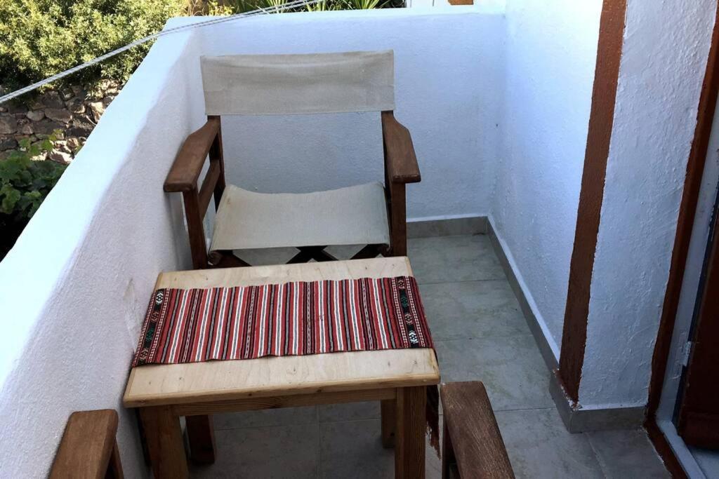 Lava House Daire Mandrákion Dış mekan fotoğraf